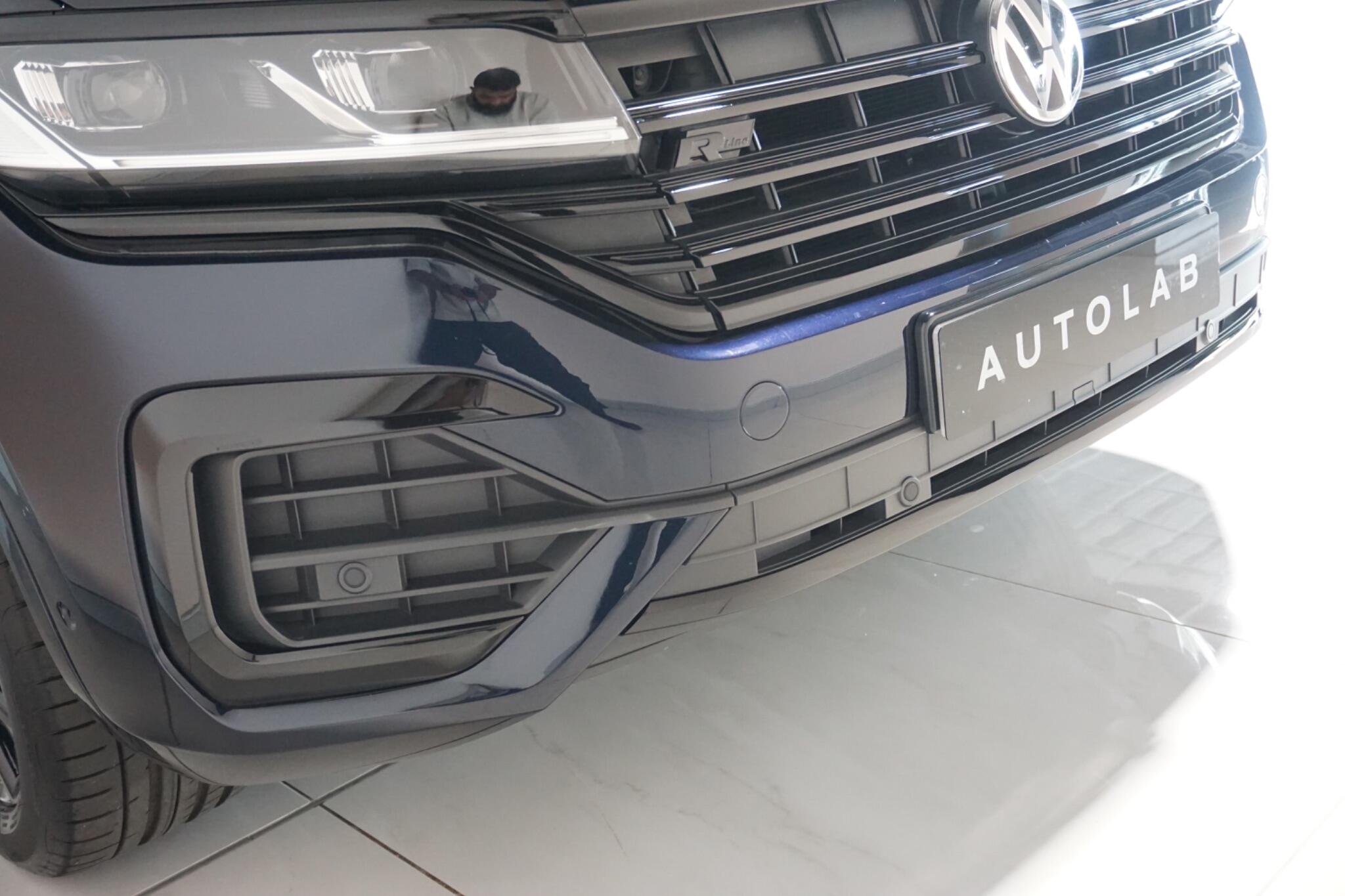 Volkswagen Touareg 3.0 TDI V6 R-Line SUV 5dr Diesel Tiptronic 4Motion Euro 6 (s/s) (286 ps)